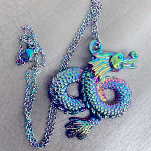 Rainbow 🌈 Chinese dragon 🐉 boho Necklace - Picture 12 of 12
